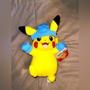 Holiday 2022 Pikachu